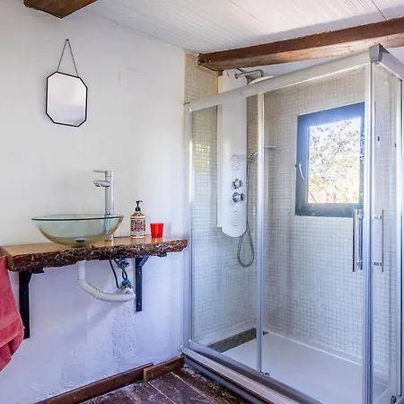 بيت للعطل Modern Comforts And Rustic Charm *